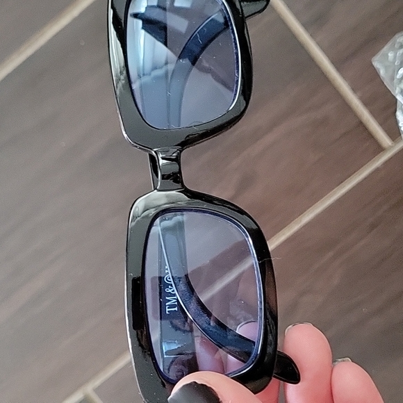 Velma from Scooby Doo 4 PC costume - Picture 3 of 6